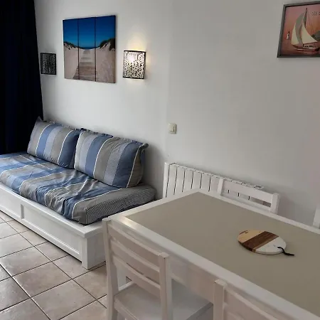 Apartment T2 Cosy, Piscine, Parking Et Front *