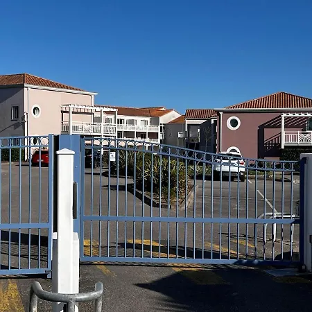 Apartment T2 Cosy, Piscine, Parking Et Front