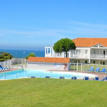 T2 Cosy, Piscine, Parking Et Front Apartment *