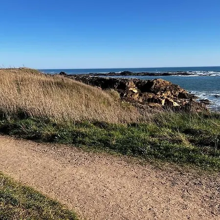 T2 Cosy, Piscine, Parking Et Front Ле-Сабль-д’Олон