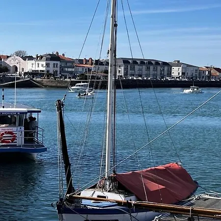 T2 Cosy, Piscine, Parking Et Front