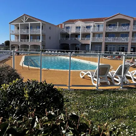 Апартаменты T2 Cosy, Piscine, Parking Et Front *