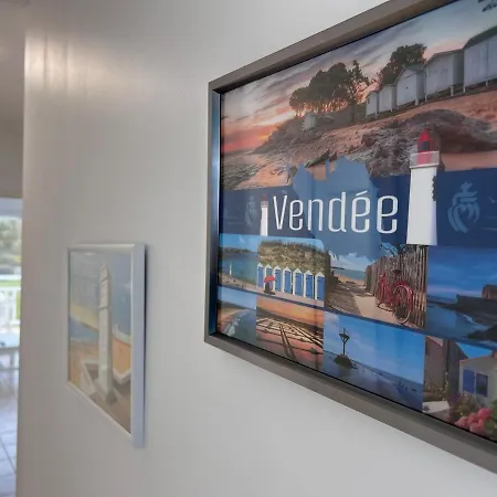 T2 Cosy, Piscine, Parking Et Front Апартаменты Ле-Сабль-д’Олон