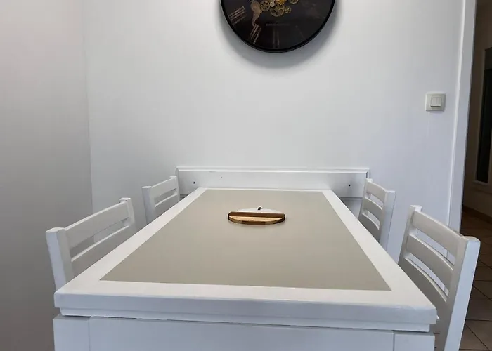 T2 Cosy, Piscine, Parking Et Front Apartmán *