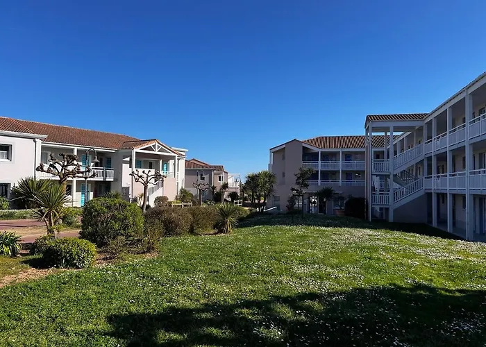 Apartmán T2 Cosy, Piscine, Parking Et Front *