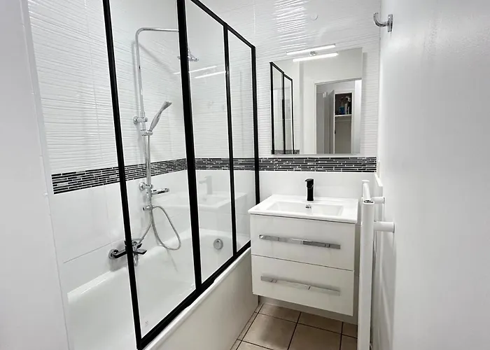 Apartmán T2 Cosy, Piscine, Parking Et Front Les Sables-dʼOlonne